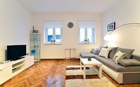 Block Apartment Upper Town